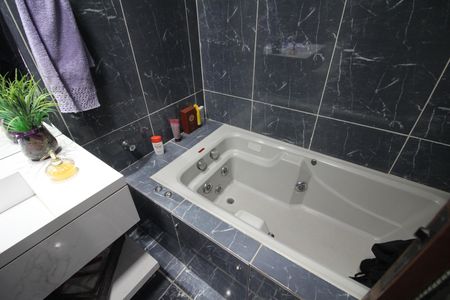 Casa para alugar com 650m², 4 quartos e 4 vagasSuite Quarto 2 