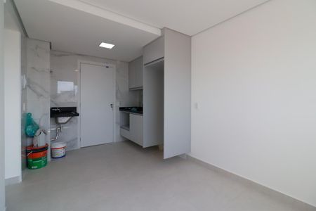 Apartamento para alugar com 33m², 2 quartos e sem vagaSala/Cozinha e Área de Serviço