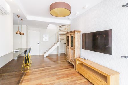 Sala de apartamento para alugar com 1 quarto, 125m² em Vila Nova Conceição, São Paulo