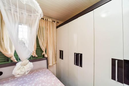 Casa à venda com 60m², 2 quartos e 6 vagas Casa à venda com 60m², 2 quartos e 6 vagasQuarto 1