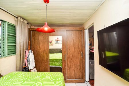 Casa à venda com 60m², 2 quartos e 6 vagas Casa à venda com 60m², 2 quartos e 6 vagasQuarto 2