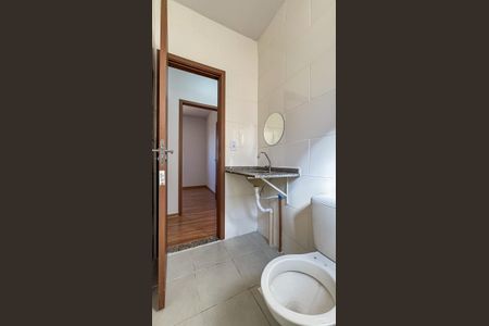 Banheiro de apartamento para alugar com 2 quartos, 44m² em Parque Campo Bonito, Indaiatuba