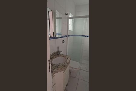 Banheiro de casa à venda com 3 quartos, 73m² em Vila Nivi, São Paulo