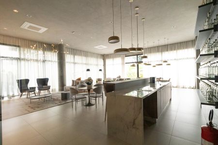 Apartamento à venda com 244m², 3 quartos e 3 vagasÁrea comum - Salão de festas