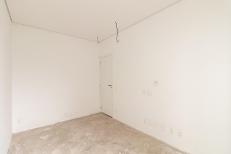 Apartamento à venda com 244m², 3 quartos e 3 vagasQuarto 2