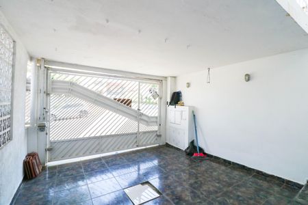 Casa à venda com 3 quartos, 101m² em Jardim Aeroporto, São Paulo