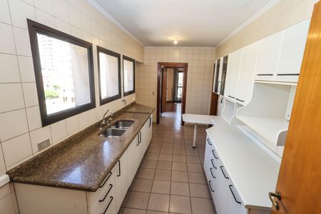 Apartamento à venda com 165m², 3 quartos e 3 vagasCozinha