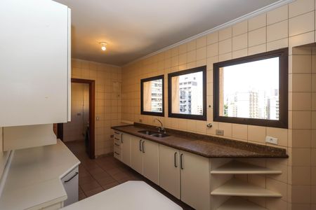 Apartamento à venda com 165m², 3 quartos e 3 vagas Apartamento à venda com 165m², 3 quartos e 3 vagasCozinha