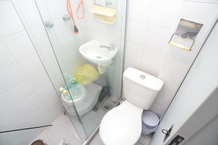 Apartamento à venda com 80m², 2 quartos e 1 vaga Apartamento à venda com 80m², 2 quartos e 1 vagaBanheiro de Serviço