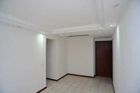 Apartamento à venda com 80m², 2 quartos e 1 vaga Apartamento à venda com 80m², 2 quartos e 1 vagaSala