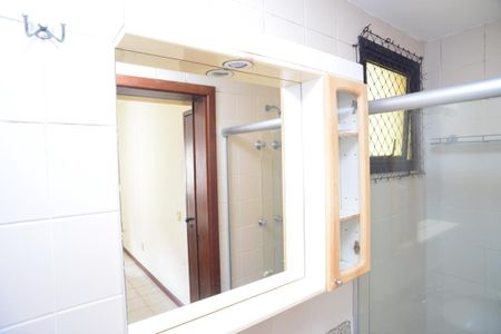 Apartamento à venda com 80m², 2 quartos e 1 vaga Apartamento à venda com 80m², 2 quartos e 1 vagaBanheiro Suíte