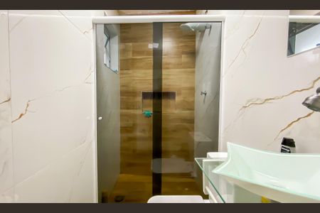 Casa à venda com 116m², 2 quartos e 1 vagaBanheiro