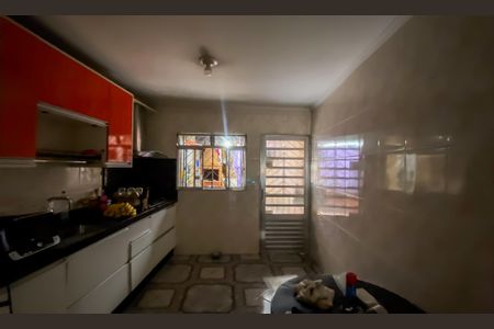 Casa à venda com 116m², 2 quartos e 1 vagaCozinha 