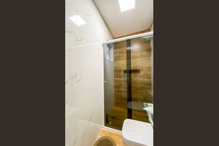 Casa à venda com 116m², 2 quartos e 1 vagaBanheiro