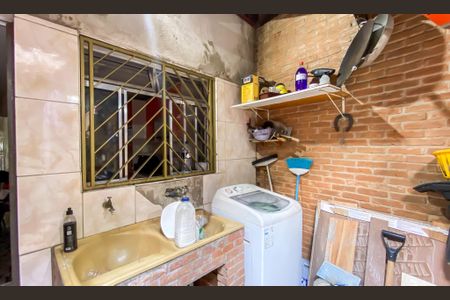 Casa à venda com 116m², 2 quartos e 1 vagaÁrea de Serviço