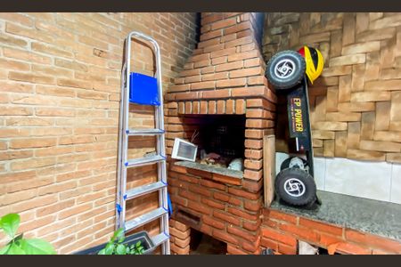 Casa à venda com 116m², 2 quartos e 1 vagaÁrea de Serviço