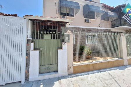 Casa à venda com 120m², 3 quartos e sem vagaFachada