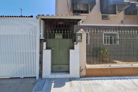 Casa à venda com 120m², 3 quartos e sem vagaFachada