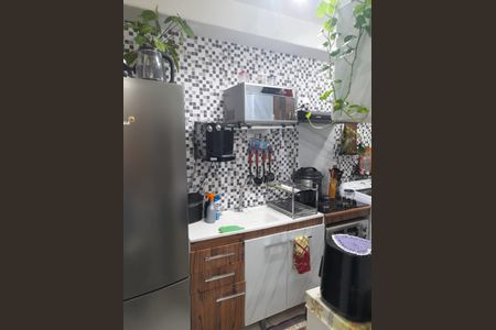 Cozinha de apartamento à venda com 2 quartos, 42m² em Vila Cristalia, São Paulo