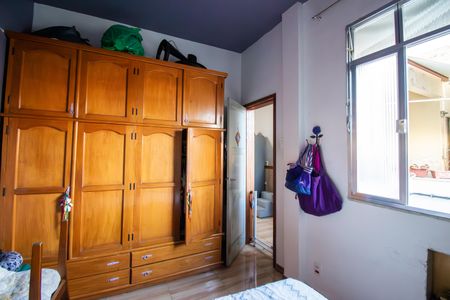Quarto 1 de apartamento à venda com 3 quartos, 65m² em Olaria, Rio de Janeiro