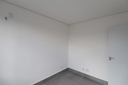 Apartamento para alugar com 104m², 3 quartos e 2 vagasQuarto 2