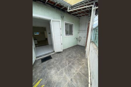 Casa para alugar com 85m², 2 quartos e 1 vagaÁrea externa