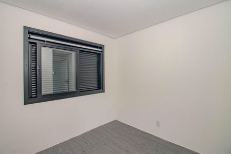 Quarto 2 de casa à venda com 3 quartos, 132m² em São Sebastião, Porto Alegre