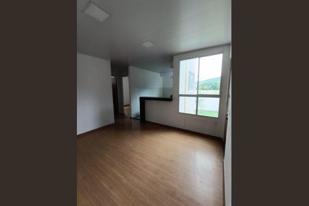 Sala de apartamento para alugar com 2 quartos, 44m² em Santa Cruz, Rio de Janeiro