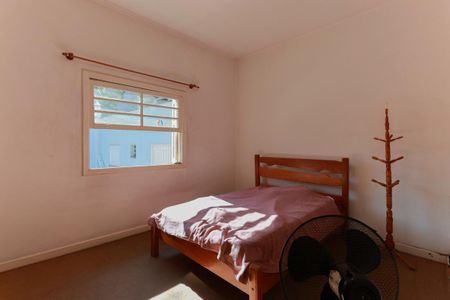 Casa à venda com 254m², 2 quartos e 3 vagasQuarto 2