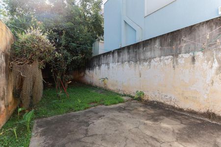 Casa à venda com 254m², 2 quartos e 3 vagasQuintal e jardim
