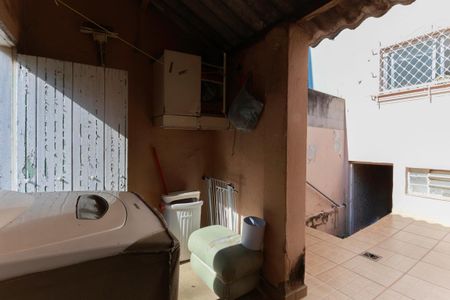 Casa à venda com 254m², 2 quartos e 3 vagasÁrea de serviço