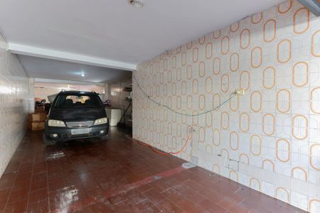 Casa à venda com 254m², 2 quartos e 3 vagasGaragem