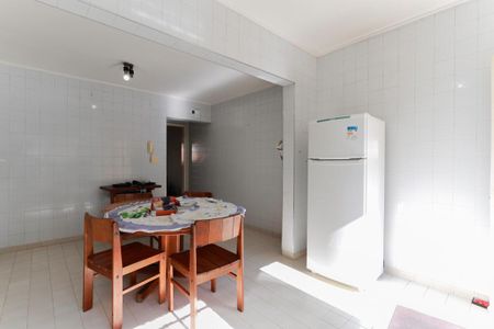 Casa à venda com 254m², 2 quartos e 3 vagasCozinha