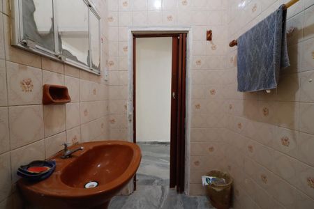 Casa para alugar com 60m², 1 quarto e sem vagaBanheiro