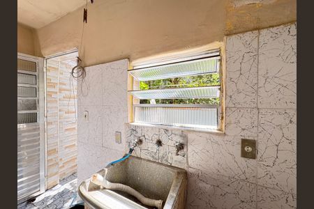 Casa para alugar com 80m², 2 quartos e 1 vagaÁrea de Serviço