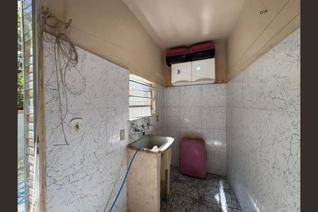 Casa para alugar com 80m², 2 quartos e 1 vagaÁrea de Serviço