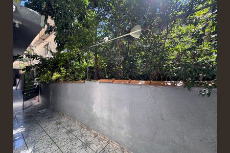 Casa para alugar com 80m², 2 quartos e 1 vagaÁrea de Serviço