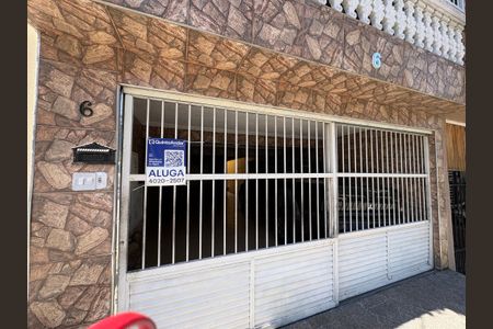 Casa para alugar com 80m², 2 quartos e 1 vagaFachada