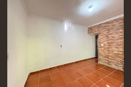 suíte  de casa para alugar com 2 quartos, 80m² em Vila Clarice, São Paulo