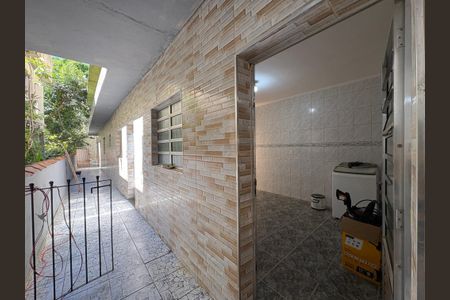 Casa para alugar com 80m², 2 quartos e 1 vagaCorredor