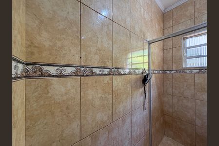 Casa para alugar com 80m², 2 quartos e 1 vagabanheiro 