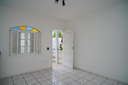 Sala de casa de condomínio para alugar com 1 quarto, 50m² em Piratininga, Niterói