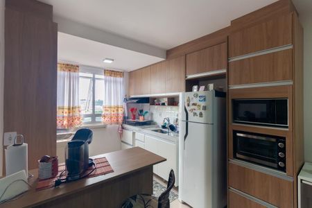 Cozinha de apartamento para alugar com 1 quarto, 28m² em Vila Ema, São Paulo