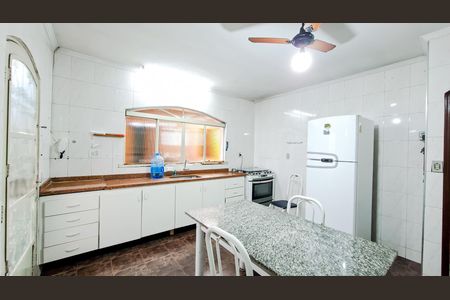 Casa à venda com 100m², 3 quartos e 3 vagasCozinha