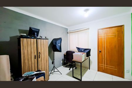 Casa à venda com 100m², 3 quartos e 3 vagasQuarto 1