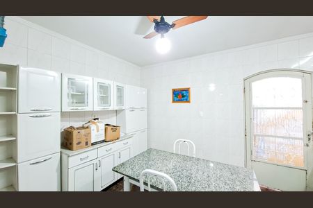 Casa à venda com 100m², 3 quartos e 3 vagasCozinha