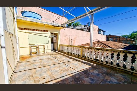 Casa à venda com 100m², 3 quartos e 3 vagasÁrea de Serviço