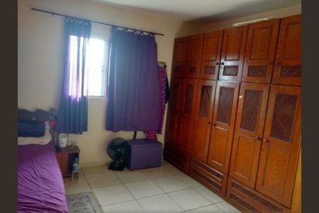 DORMITORIO de casa à venda com 4 quartos, 203m² em Jaguaribe, Osasco