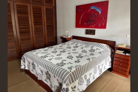 Casa à venda com 4 quartos, 360m² em Alphaville, Santana de Parnaíba