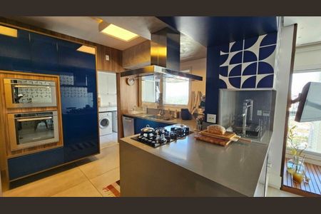 Apartamento à venda com 275m², 3 quartos e 4 vagas